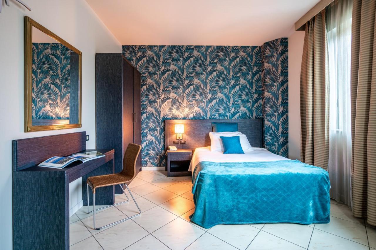 Hotel Parisi Nichelino Eksteriør bilde
